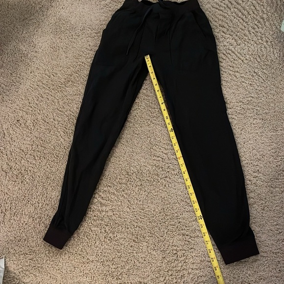 Lululemon joggers charcoal sz XS - Picture 4 of 5